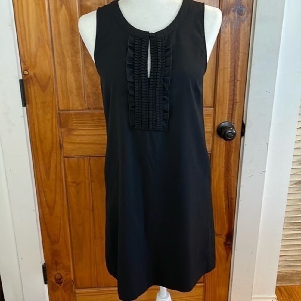 Theory Black shift A line sleeveless Dress size 6